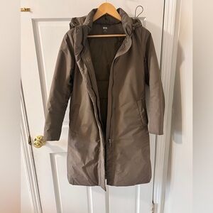 Uniqlo Women's Brown Hooded Puffer Coat - olive color